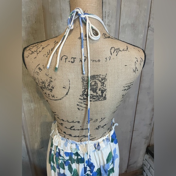 Sexy and sweet Love Stitch Floral Halter Maxi Dress Size Small - Picture 8 of 9